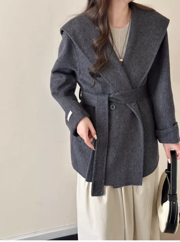 双面羊毛大衣女短款2025新款秋冬连帽宽松毛呢斗篷小个子呢子外套