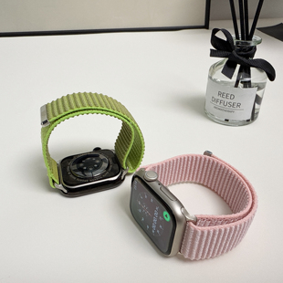 适用iwatchS11尼龙运动表带applewatchS10简约透气苹果表带ultra3