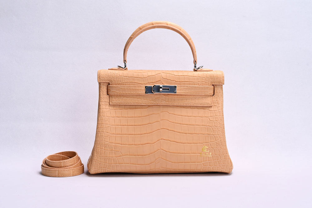 磐龙九号磐刻法国湾鳄无涂雾面28cm春杏色内缝纯手凯莉大手提包