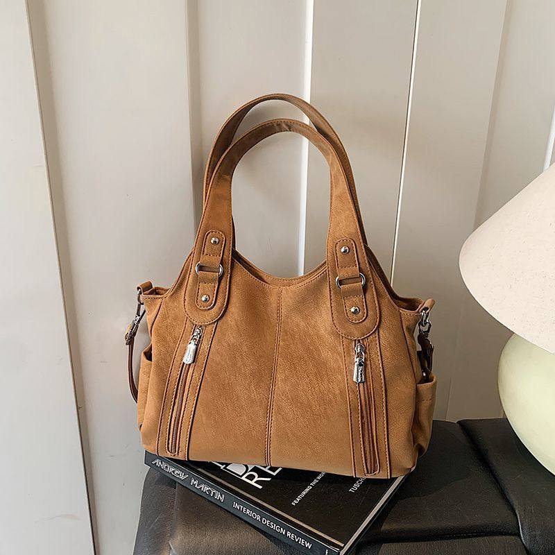 复古高级通勤包包2026大容量质感单肩新款时尚托特斜挎包,箱包皮具/热销女包/男包,单肩包,淘宝优惠券,粉丝福利购,淘宝优惠卷