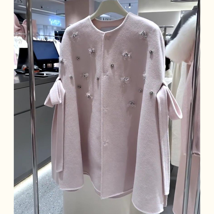 外贸撤回今年流行爆款秋冬绝美巨好看小香风粉色毛呢斗篷外套女装