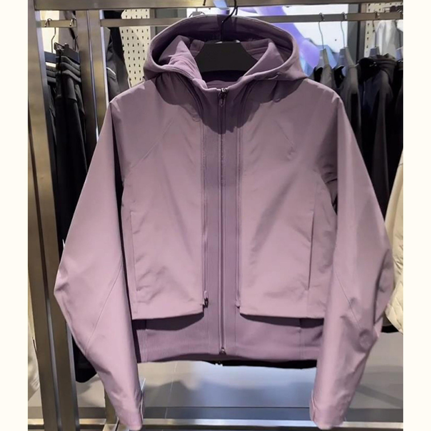 外贸撤回新款欧货高级感独特超好看宽松慵懒风紫色冲锋衣外套女