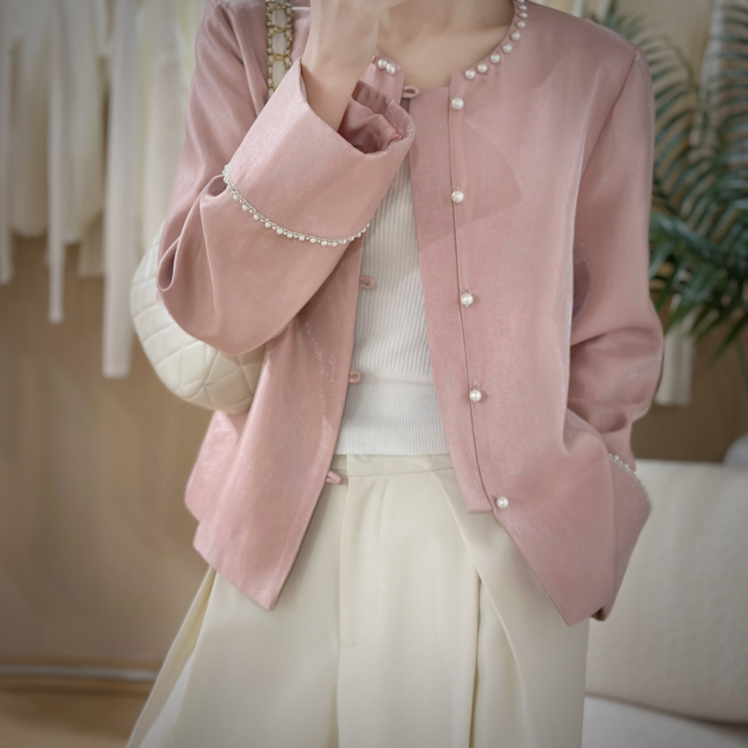 新中式粉色珠光钉珠缎面外套女2025秋季新款轻国风气质减龄上衣韩