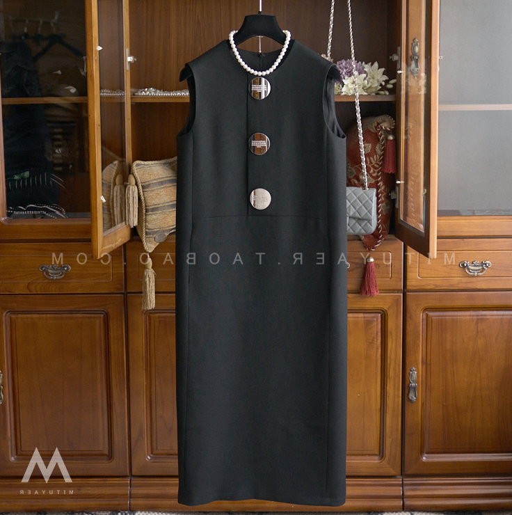 专柜撤回新款显瘦纸片人利落线条麻感醋酸金属大圆扣直身连衣裙,女装/女士精品,裙子,淘宝优惠券,粉丝福利购,淘宝优惠卷