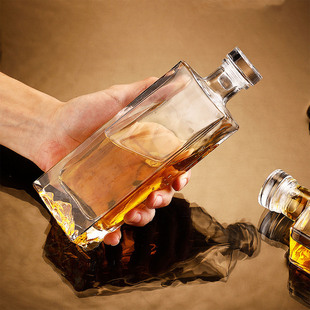 装白酒加厚款小型玻璃空瓶密封携带酒瓶子随身小酒壶高端高档便携