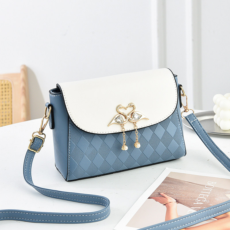 超火小包包女ins小众2025新款时尚菱格链条斜挎包夏季迷你小方包