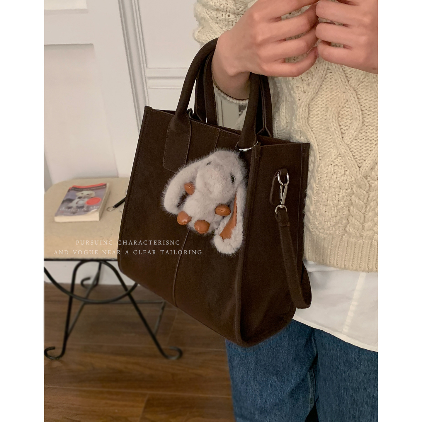 冬季时尚手提包女式小拎包2025新款简约小方包百搭单肩斜挎包