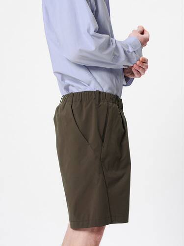 春夏新款弹性纤维单褶宽松短裤