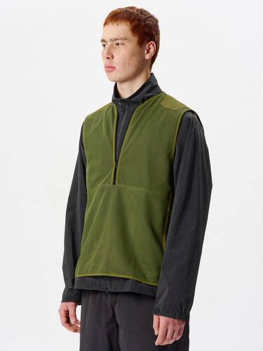 春夏新款纤维网眼半拉链马甲