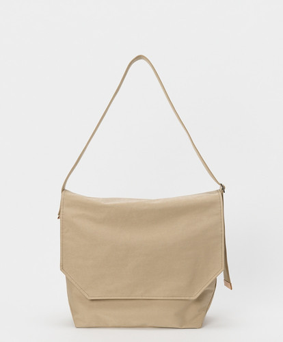 凹凸感粗布面料大容量斜挎包