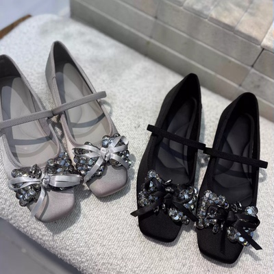 【支持退换】2026春季新款水钻蝴蝶结方头平底鞋828167SSNR 3.17