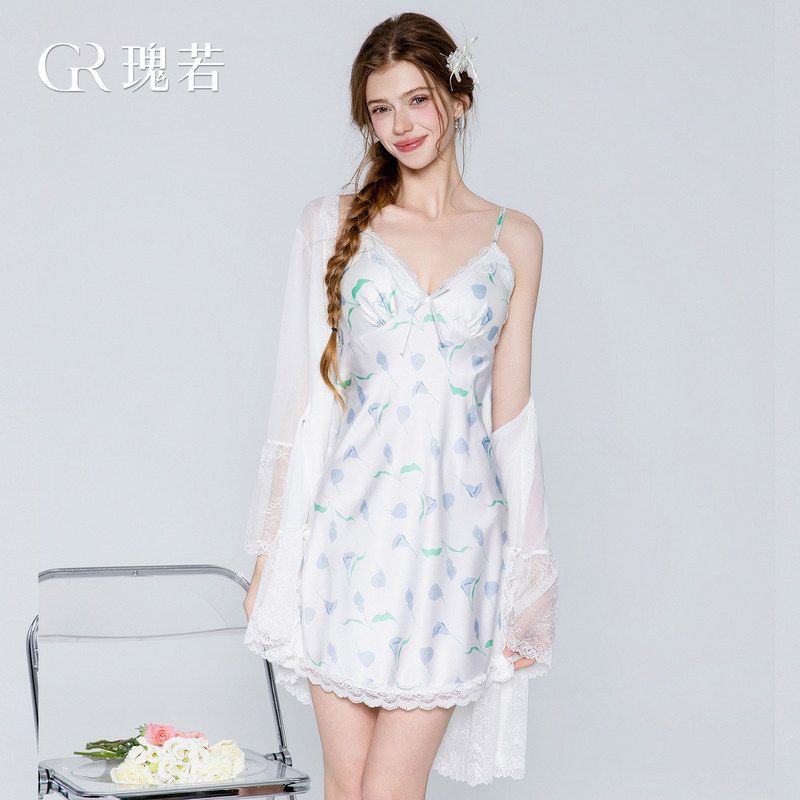套装缎面加胸垫印花蕾丝若瑰甜美