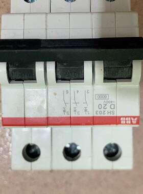 议价ABB SH203空气开关，3P规格，40A，400V电压，