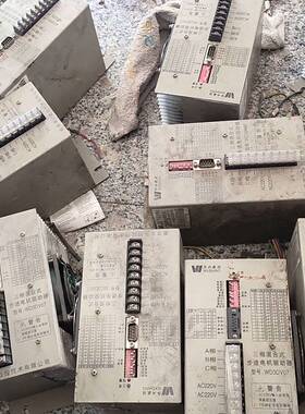 议价华兴WD3DV07步进驱动器，成色机况如图所