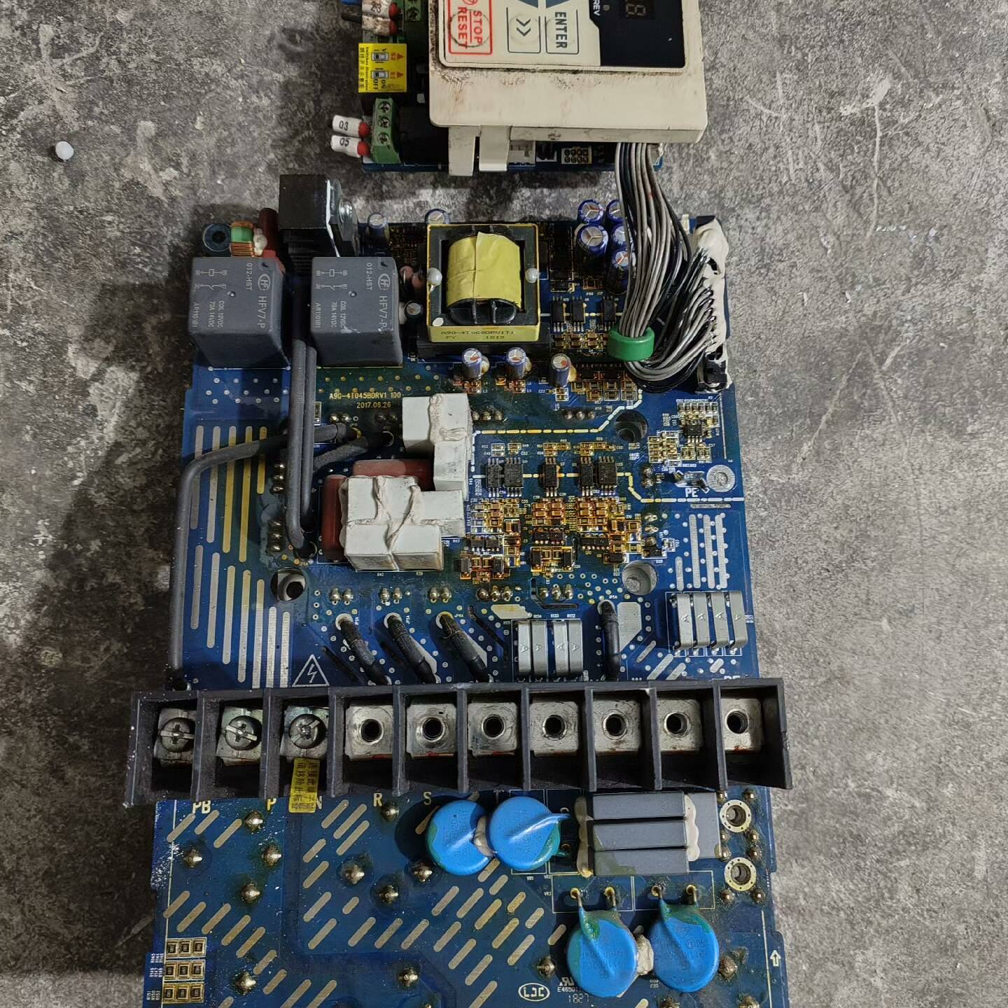 议价正弦A90E空压机A90E-4T045B变频器22kw主板驱