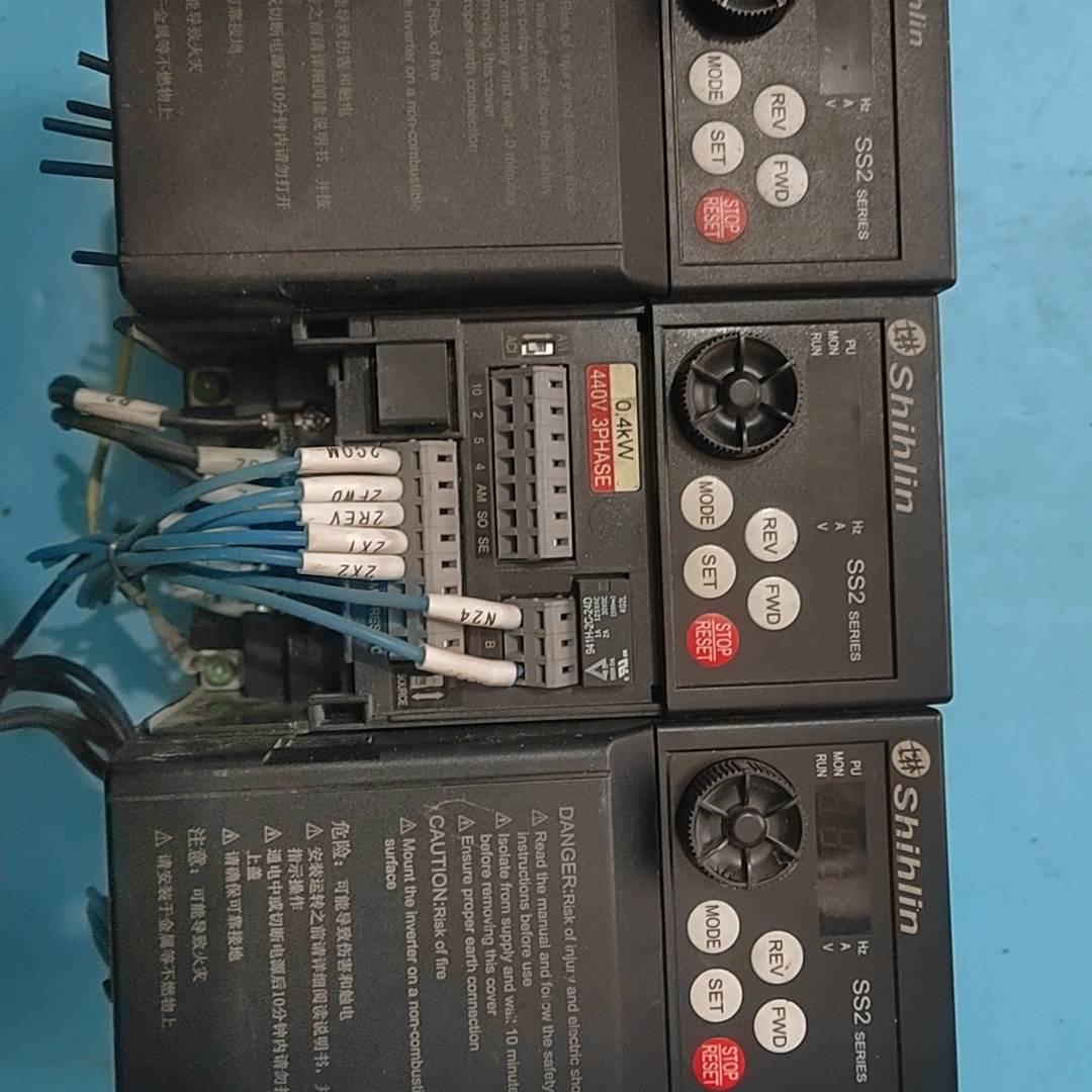 议价士林变频器SS2-021-0.75K 220V    SS2
