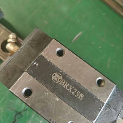 议价Bb053:ABBA  BRX25B,一轨两块   轨长50