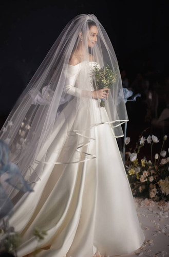 婚纱头纱5米价格 婚纱头纱5米图片 星期三