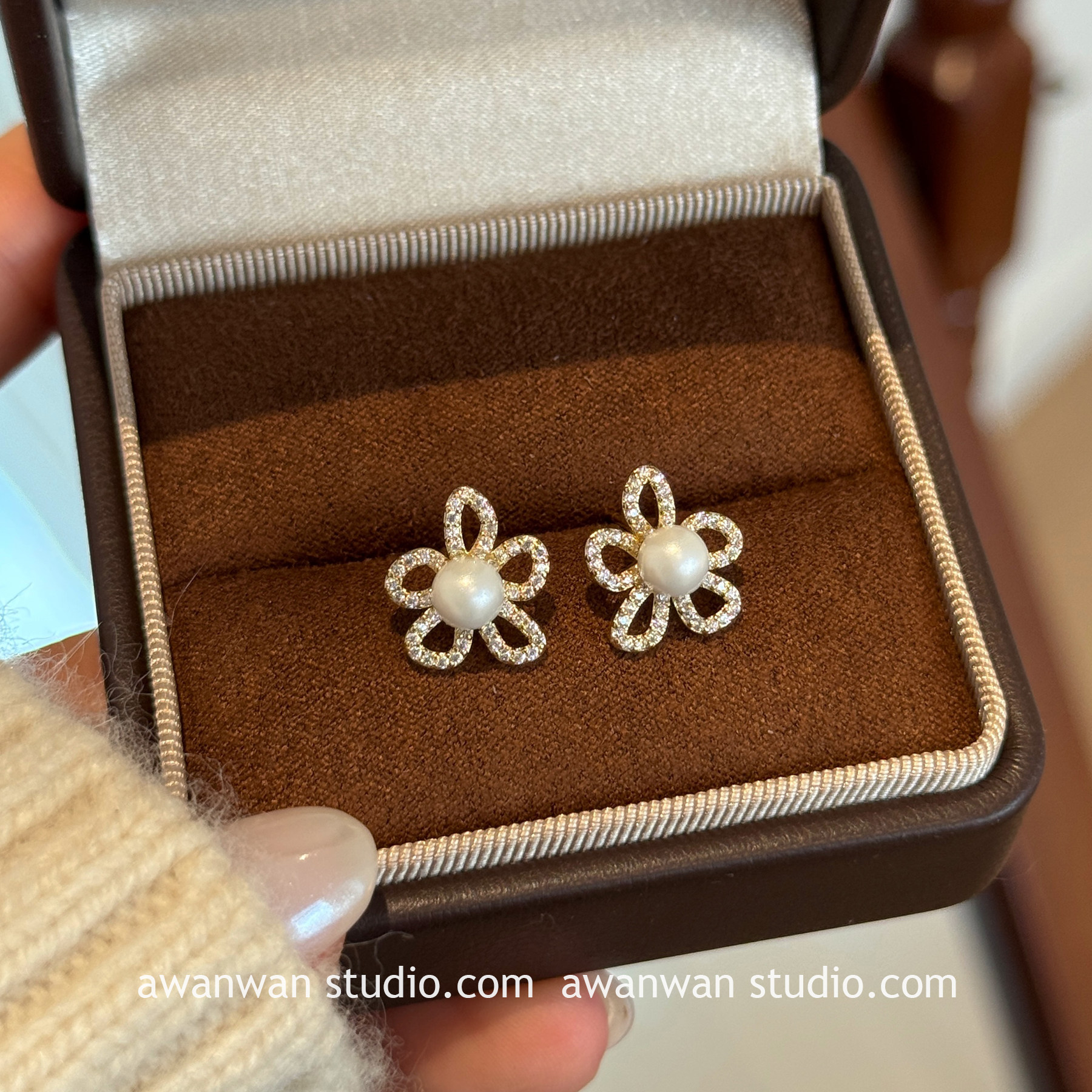 阿婉Wan 超百搭!甜美小花气质花朵淡水珍珠耳钉简约日常耳饰,饰品/流行首饰/时尚饰品新,耳钉,淘宝优惠券,粉丝福利购,淘宝优惠卷