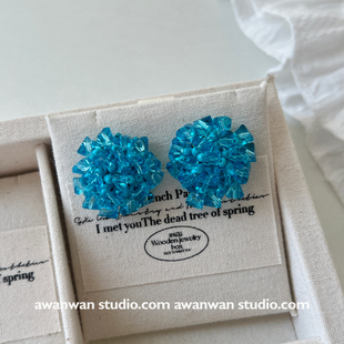 阿婉Wan 清新蓝色花花编织串珠耳钉春夏吸睛耳饰耳环 显白蓝绣球