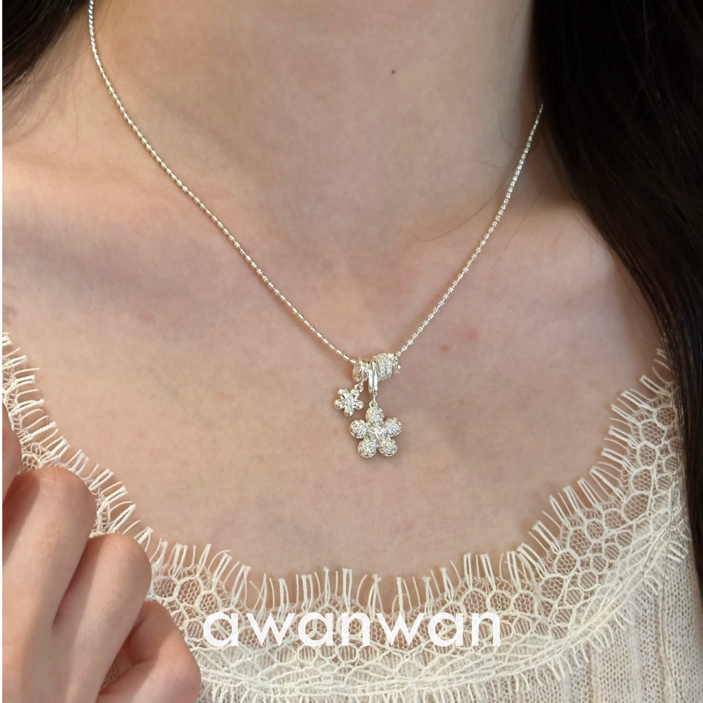 阿婉Wan 甜樱~夏日新品清新锆石四叶草花朵吊坠项链简约锁骨链