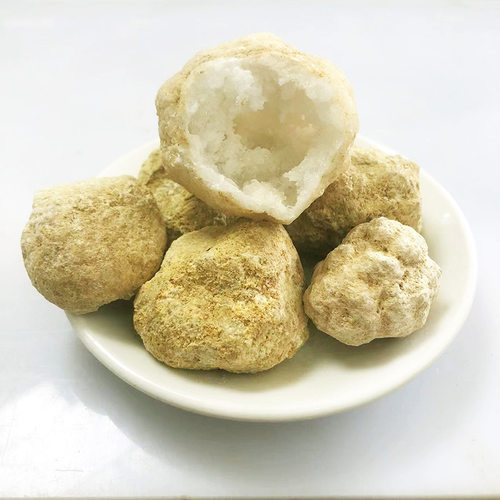 空心玛瑙水晶洞玛瑙洞迷你聚宝盆晶洞原矿石摆件3-5cm100克