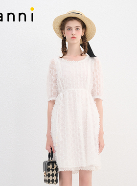 tanni新款简约优雅柔美收腰A型度假风连衣裙TN11DR039A