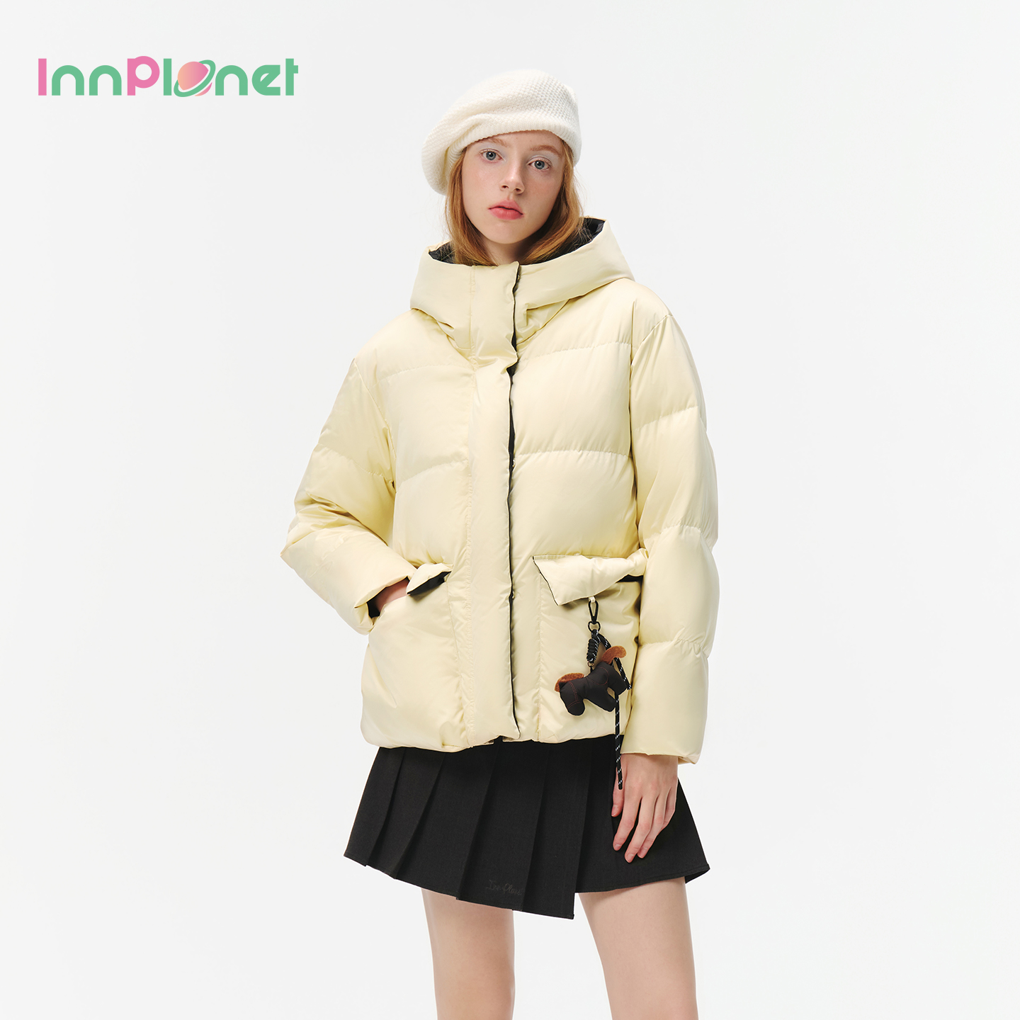 innplanet25冬新款时尚百搭休闲珠光感鹅黄色羽绒服PO31DJ047A