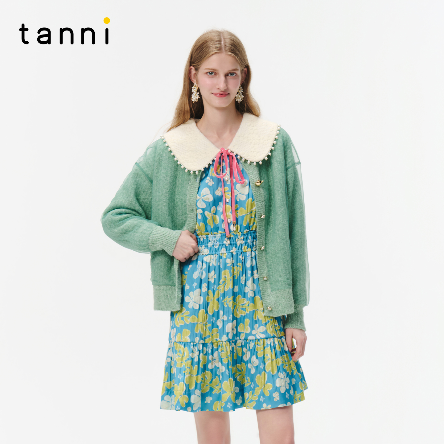 tanni25秋冬新款甜美少女风娃娃领绿色网纱针织开衫TO31KN022A