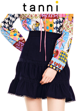 tanni2025秋季款百搭深色A字荷叶边镂空蕾丝设计感短裙TL11SK001A