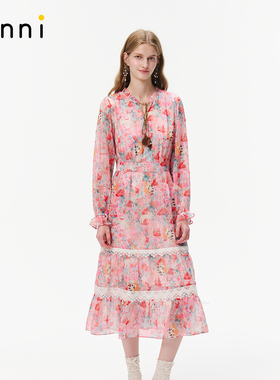 tanni25秋新款复古优雅小立领系带印花收腰长款连衣裙TO31DR151A