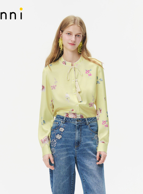 tanni25秋冬新款温柔淑女通勤系带花卉印花衬衫上衣TO31BL152A