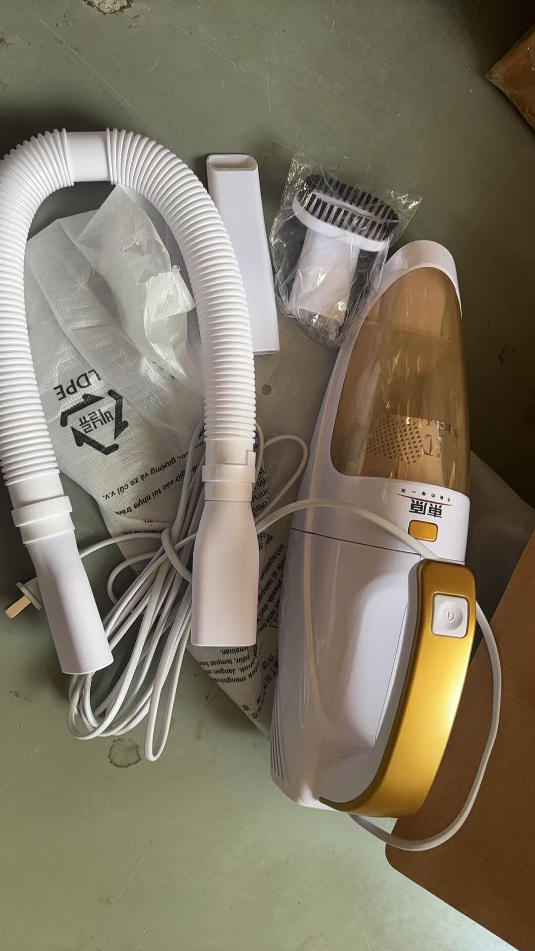 伊莱克斯zgb600吸尘器家用手提式大吸力