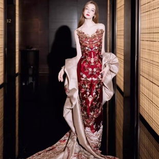 出租定制新中式秀禾 抹胸鱼尾婚纱礼服 新娘敬酒服迎宾出门纱走秀