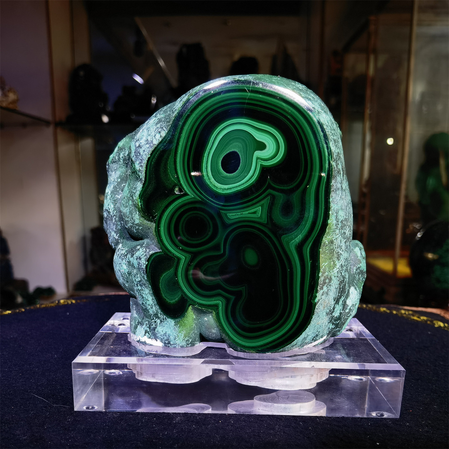 纯天然孔雀石原石摆件观赏奇石客厅玄关装饰收藏矿石教学研究标本