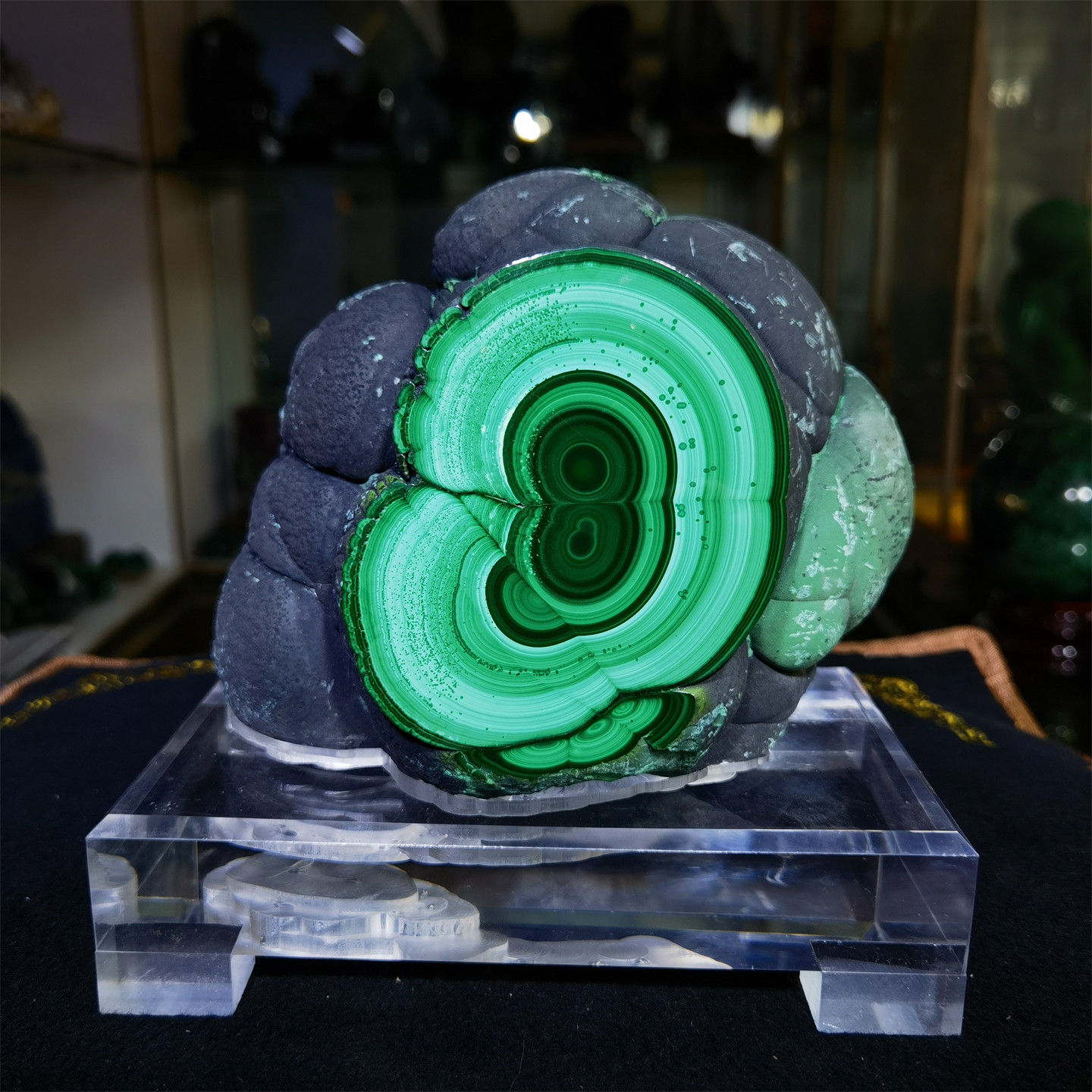 纯天然孔雀石原石摆件观赏奇石客厅玄关装饰收藏矿石教学研究标本