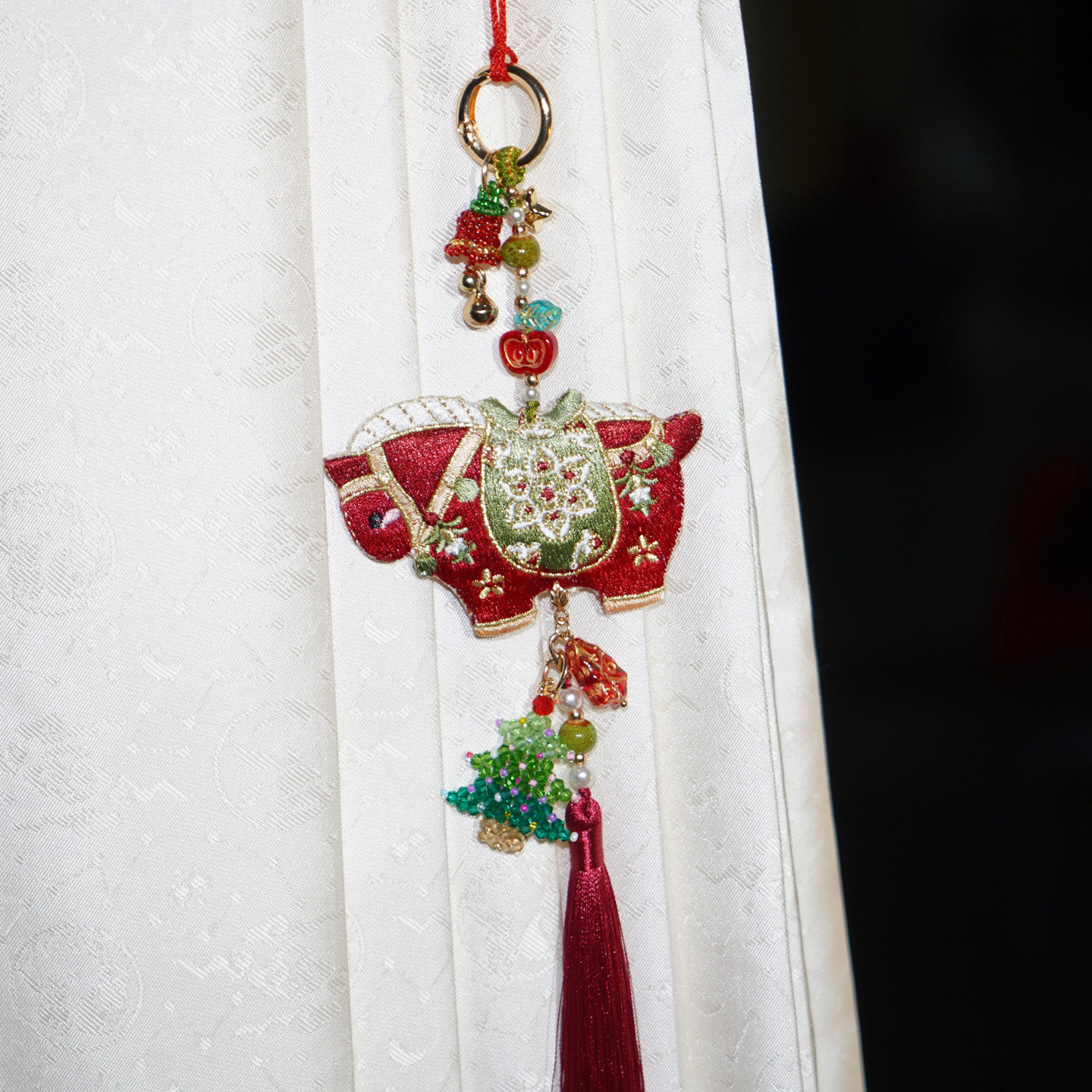 云深雾浅 圣诞小马 原创双面刺绣香囊荷包挂饰挂件汉服禁步钥匙扣,节庆用品/礼品,挂饰/生肖挂饰,淘宝优惠券,粉丝福利购,淘宝优惠卷