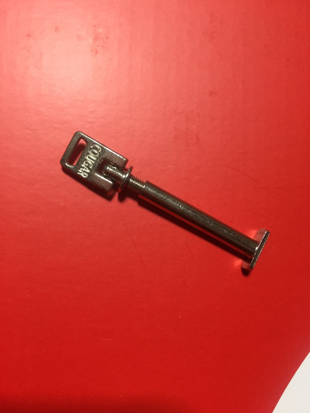 可调溜冰鞋配件美洲狮专用穿钉