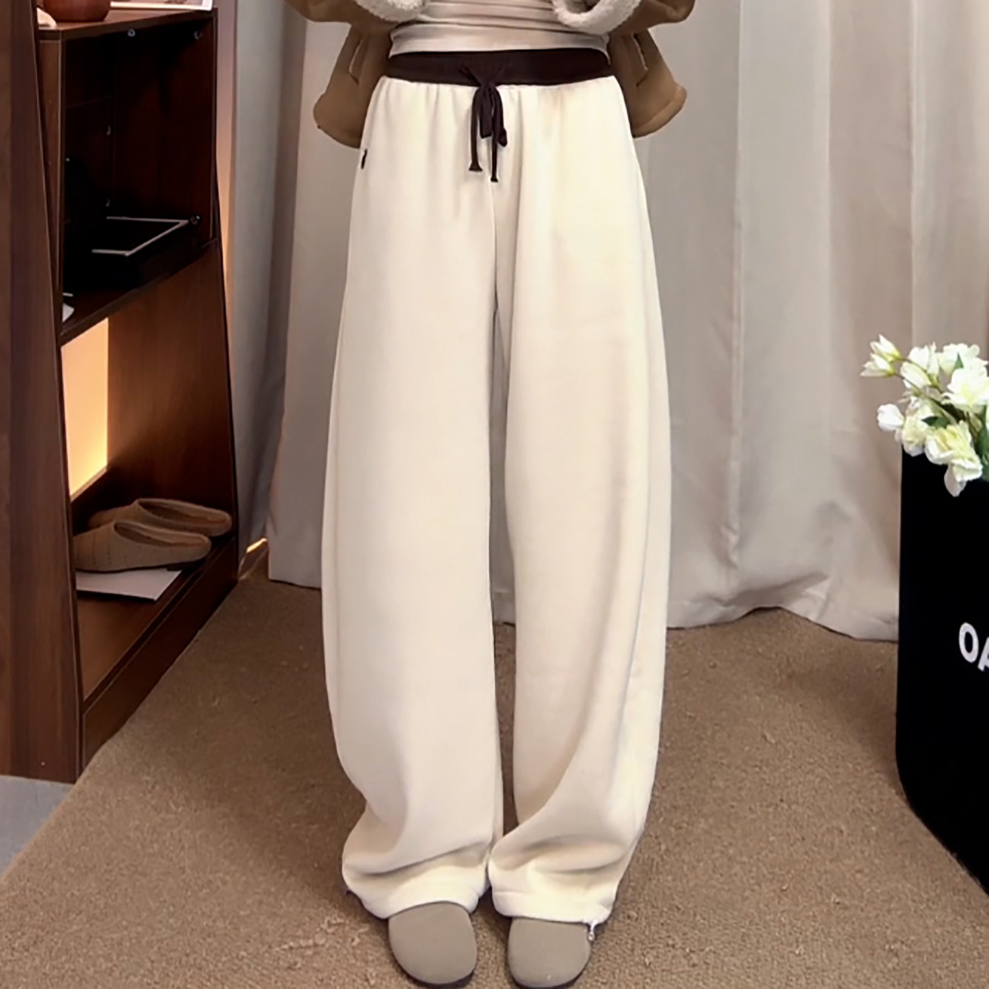 加绒加厚拼接腰头抽绳休闲弯刀裤