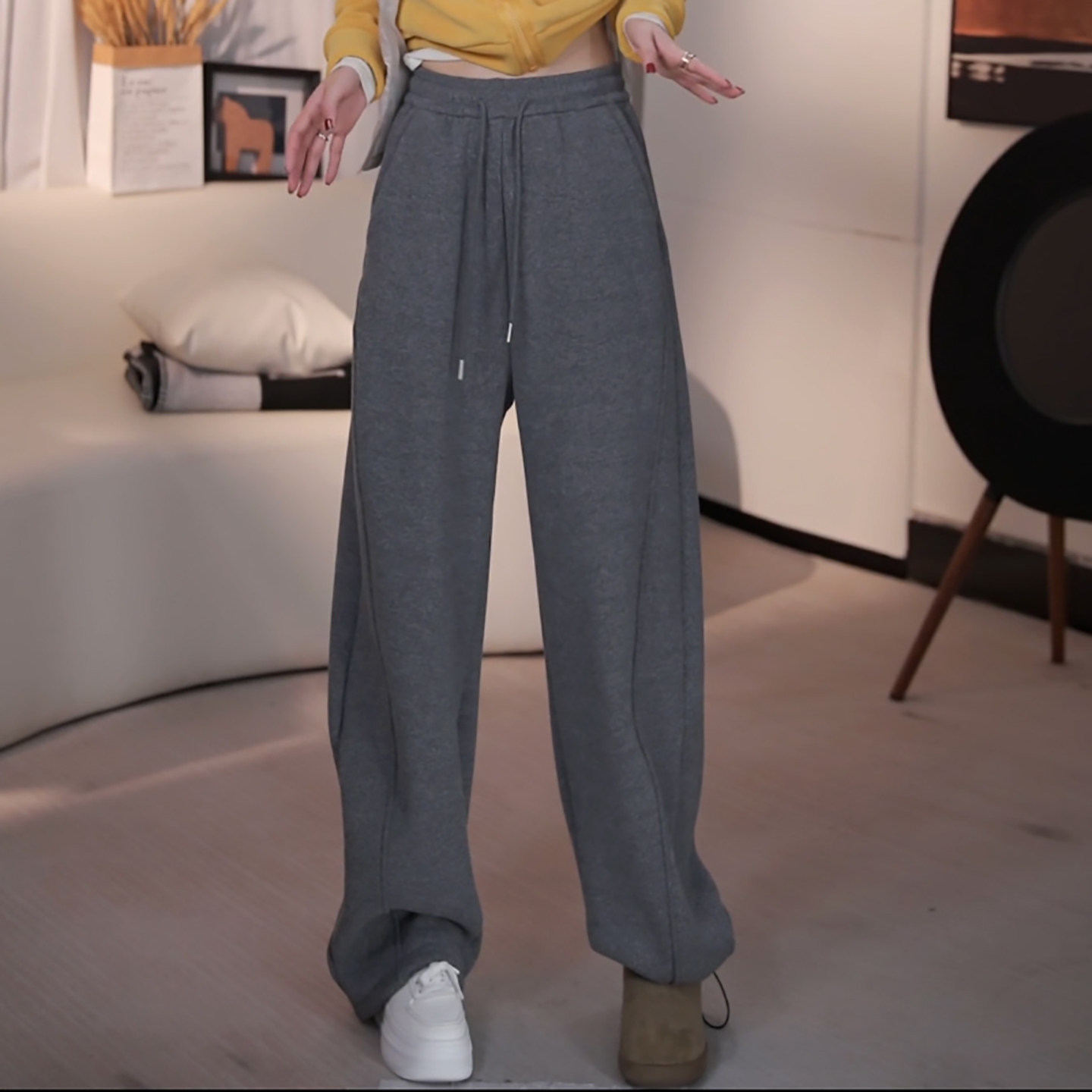 慵懒风阔腿弯刀加绒羊毛香蕉卫裤