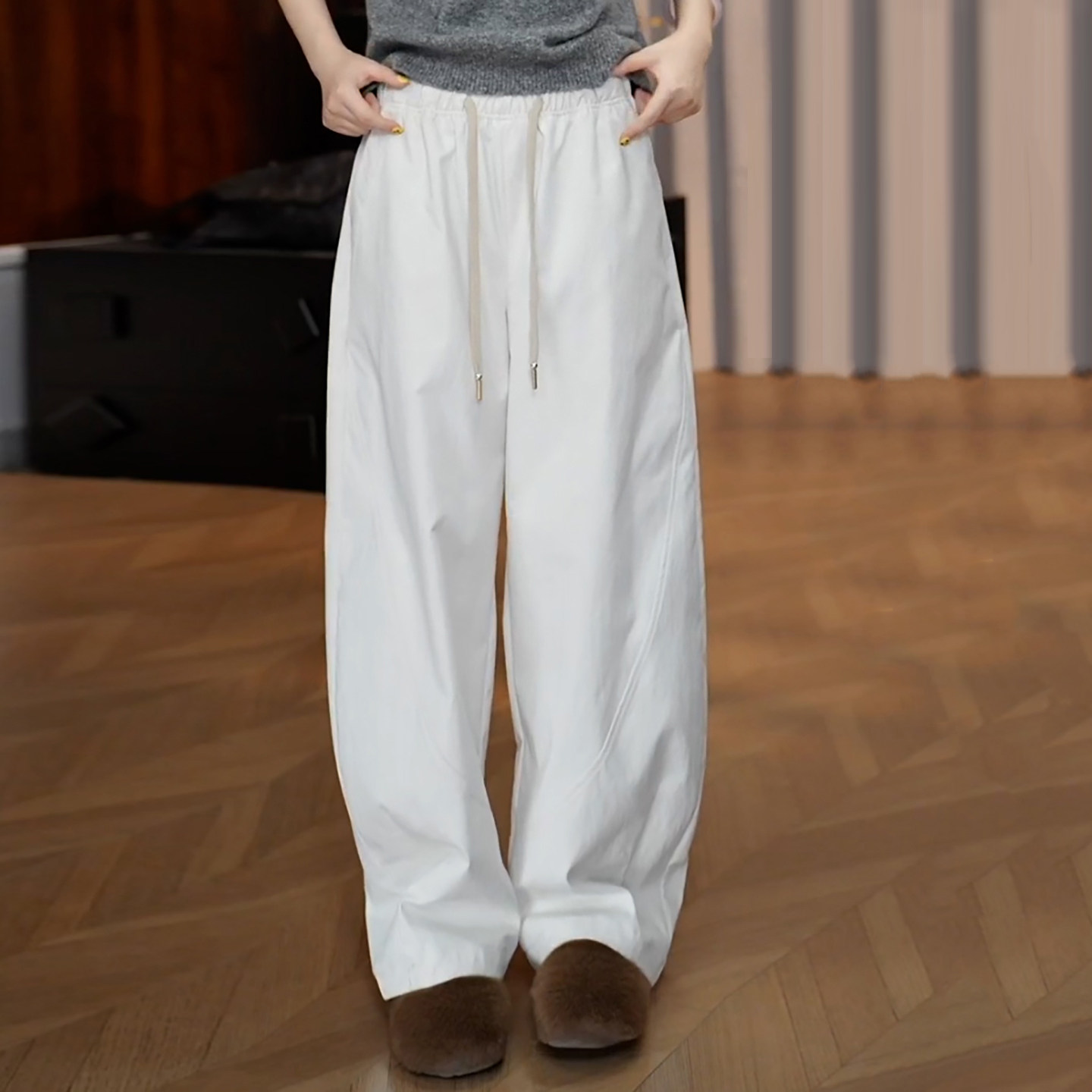 Ader松紧腰抽绳休闲裤女2026春季新款宽松阔腿简约通勤百搭弯刀裤,女装/女士精品,大码裤装,淘宝优惠券,粉丝福利购,淘宝优惠卷