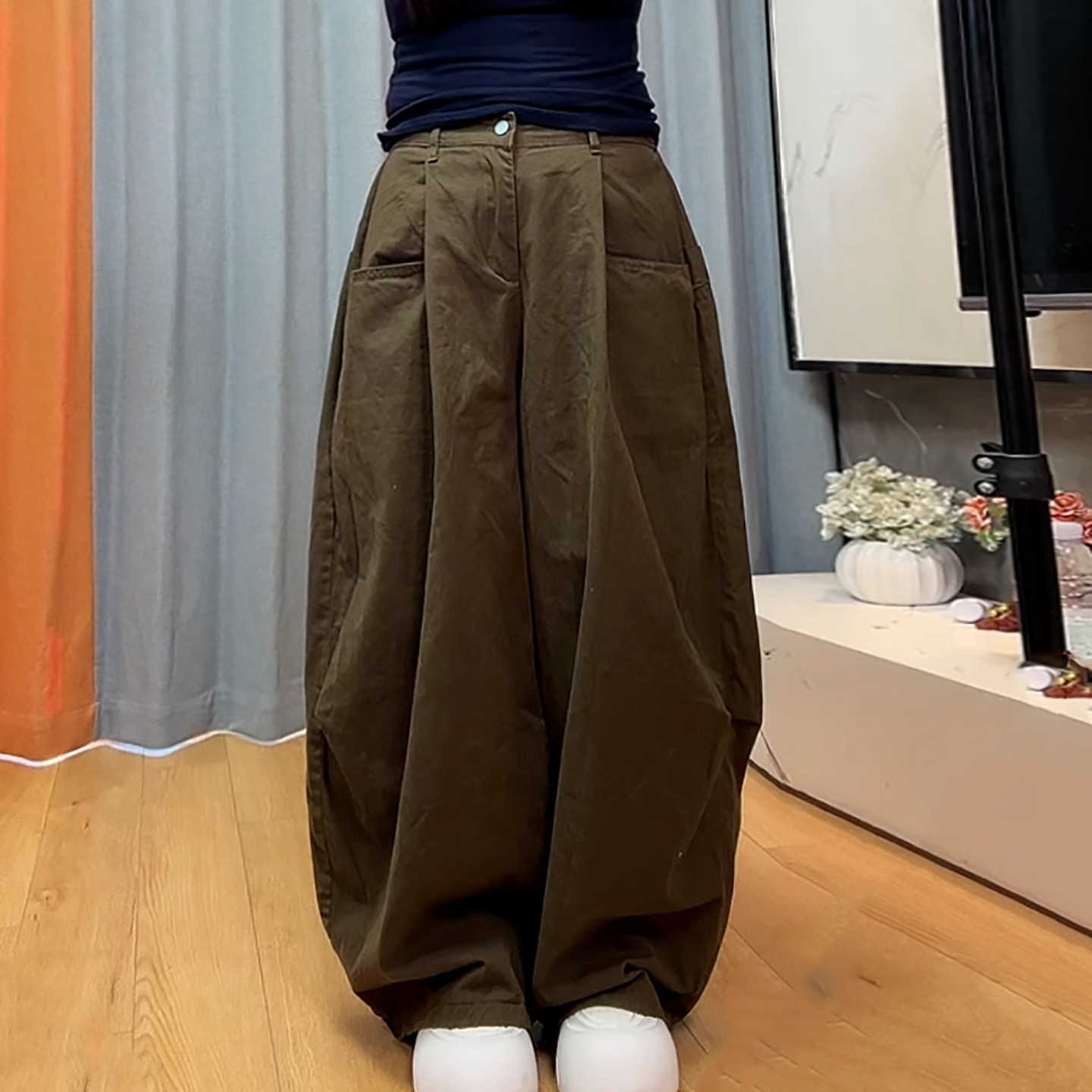 Ader美式复古阔腿弯刀裤2026春季新款高腰宽松廓形遮胯显瘦休闲裤,女装/女士精品,大码裤装,淘宝优惠券,粉丝福利购,淘宝优惠卷
