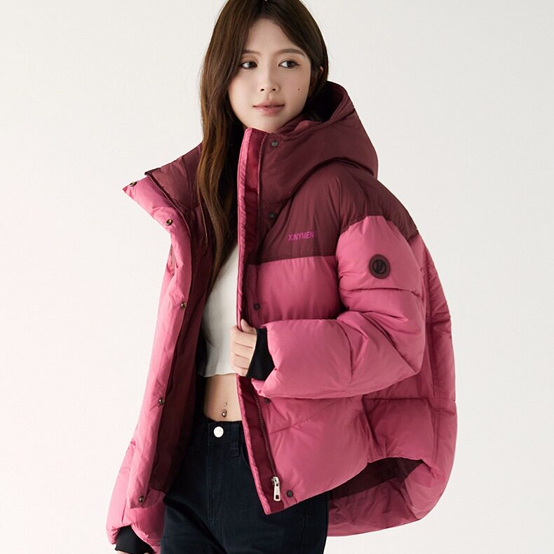 实拍拼接羽绒棉服女短款连帽新款冬季新款宽松小众设计感面包服