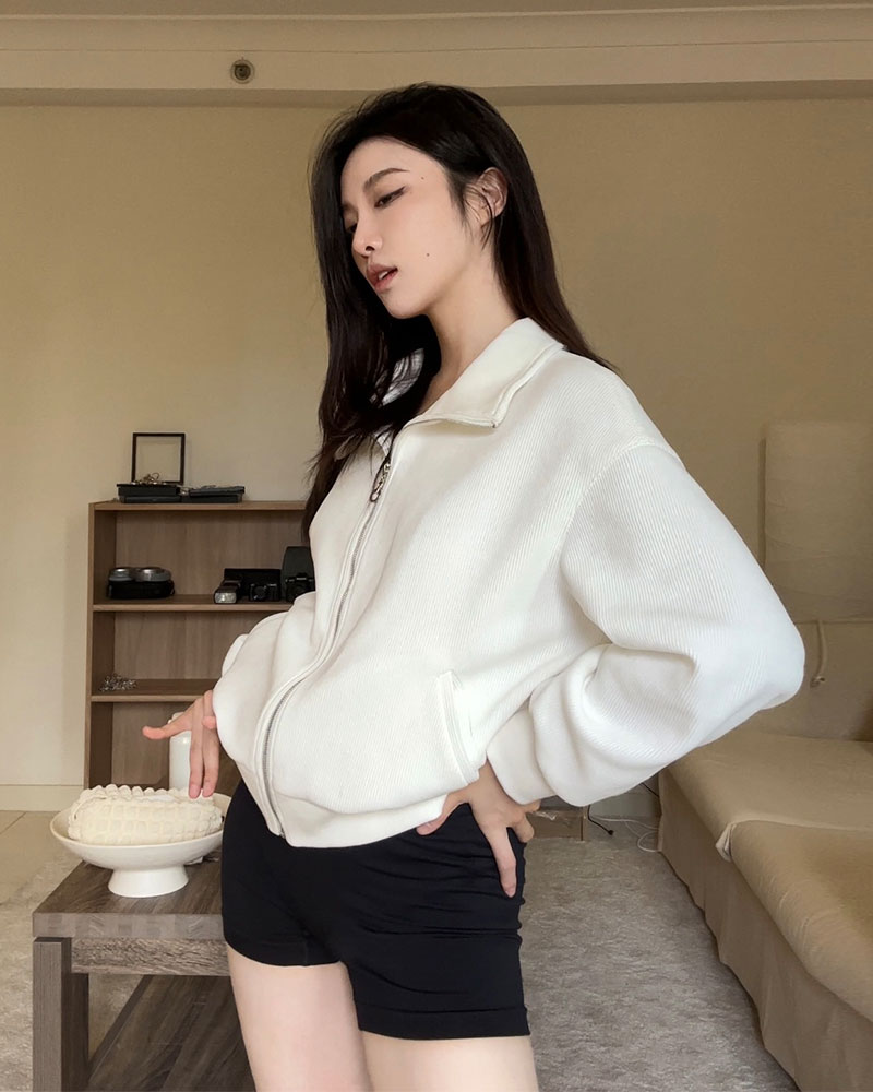 草鱼家原创设计米白色开衫