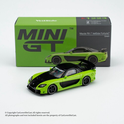 MINIGT164RX7汽车模型