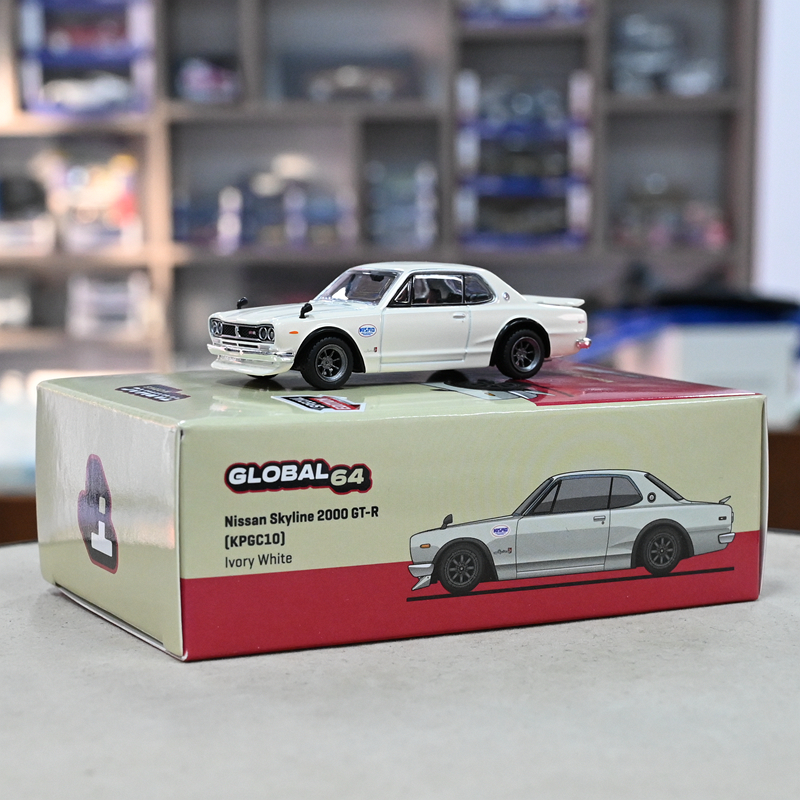 Tarmac Works 1:64天际线 Skyline 2000 GTR KPGC10合金汽车模型-封面