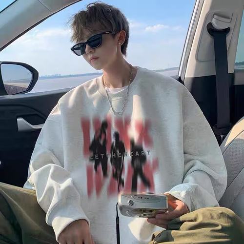 白色长袖t恤男潮牌宽松