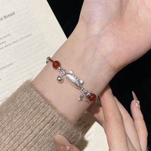 S925纯银可爱法棍猫咪红绳手链女显白红玛瑙平安喜乐编织手饰