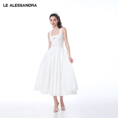 品牌直营LEANDRA春夏白