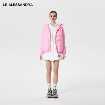 品牌直营LEANDRA肯豆风